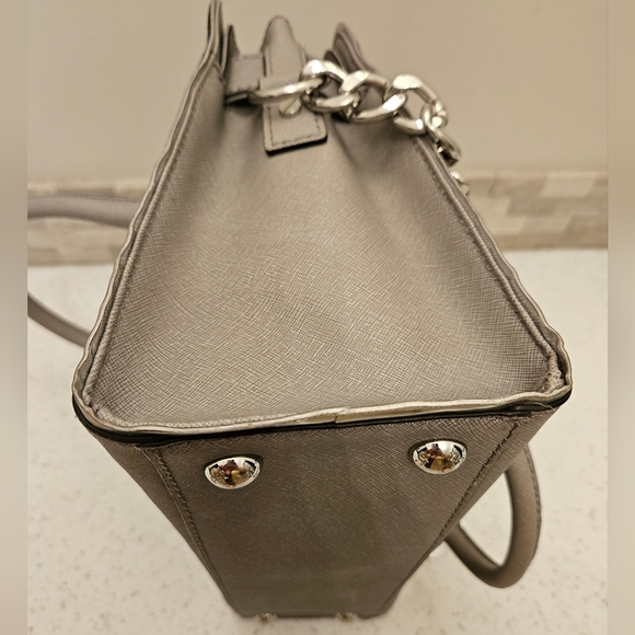 MICHAEL KORS MEDIUM HAMILTON! EUC
$658. Original price - Picture 2 of 12